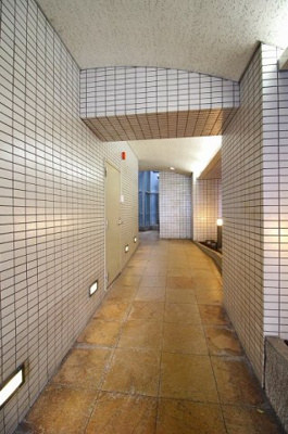 【ロビー】 | 明花ビル