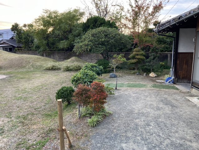 【庭】 | 柿の木の家