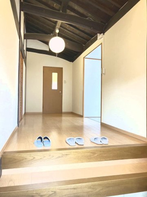 【玄関】 | 柿の木の家