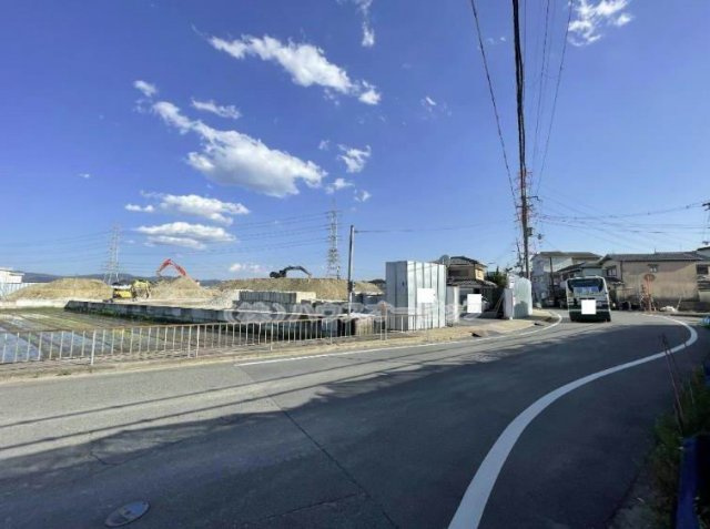 城陽市水主森ノ東の売地の外観