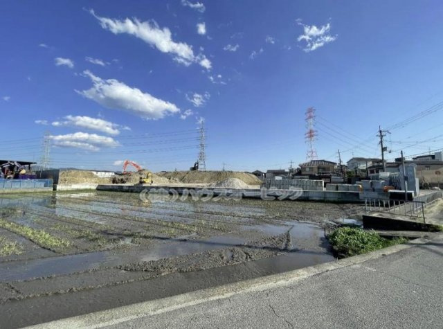 城陽市水主森ノ東の売地の外観