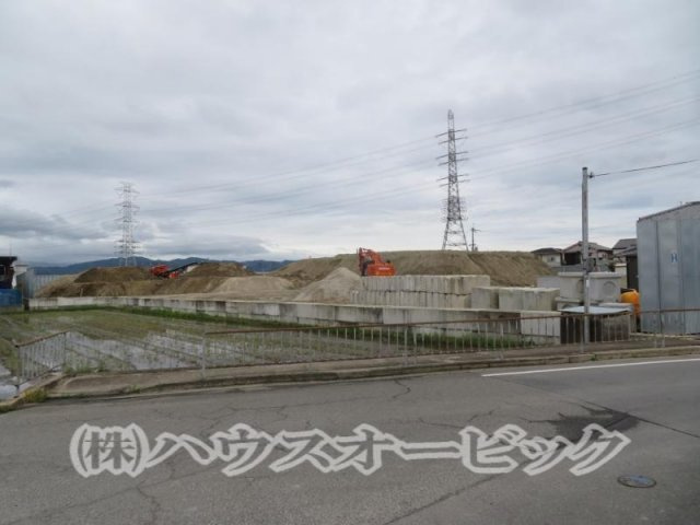 城陽市水主森ノ東の売地の外観