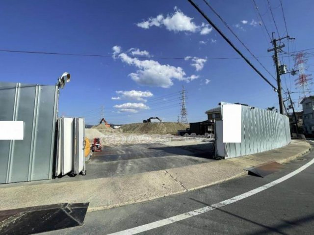 城陽市水主森ノ東の売地の外観