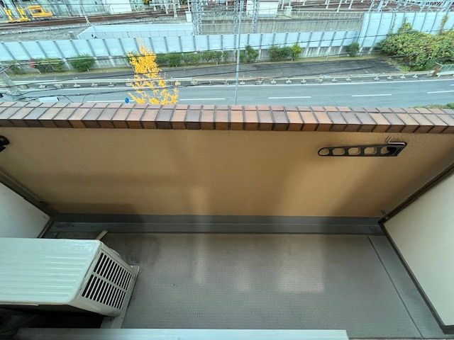 FKマンションのバルコニー|同物件別部屋イメージ写真