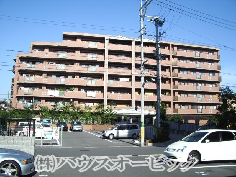 パデシオン宇治伊勢田Ⅱ番館の外観