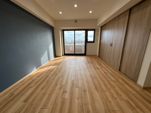 グランドメゾン茶屋ヶ坂の居間・リビング|南向きリビングは家族が自然と集まる居心地の良い空間♪