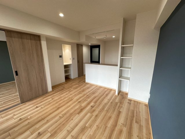 グランドメゾン茶屋ヶ坂のキッチン|収納スペース豊富でスッキリと片付くのは嬉しいですね♪