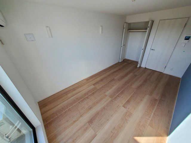 【居間・リビング】 | FOREST IWATSUKI | こちらの居間で趣味の時間をお楽しみください