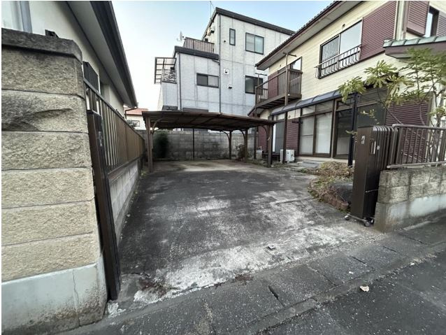 玉村町大字板井　中古1499の前面道路含む現地写真