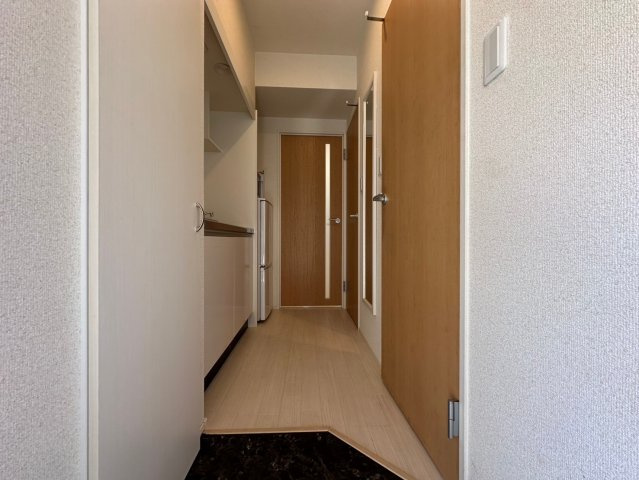 クレイノフェリオの玄関