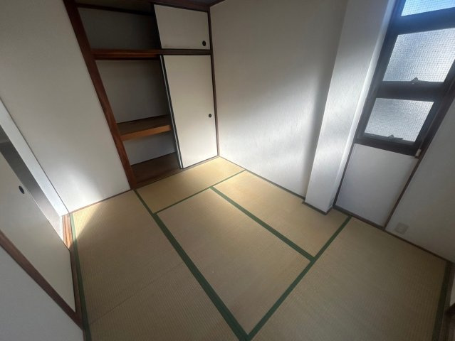 芦屋第一コーポラスの和室