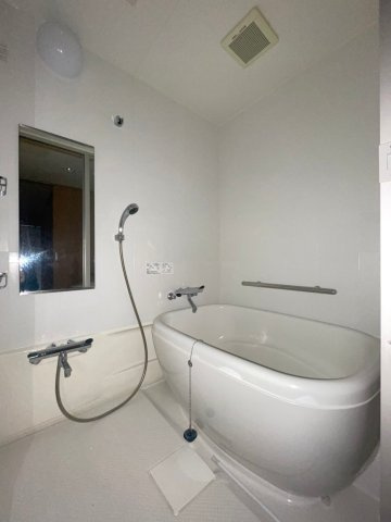 アヴェニール千里丘の浴室