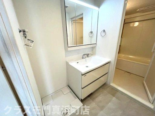 プレジオ新大阪EUROの洗面所