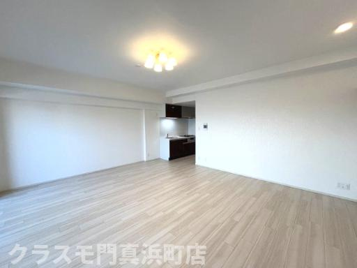 プレジオ新大阪EUROの居間・リビング