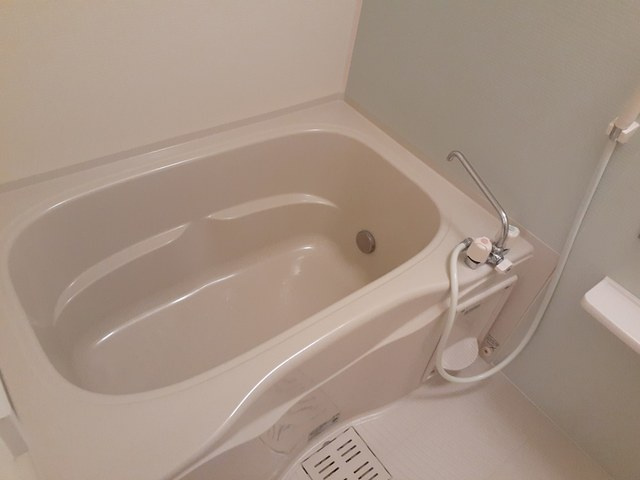 エレガンスＢの浴室