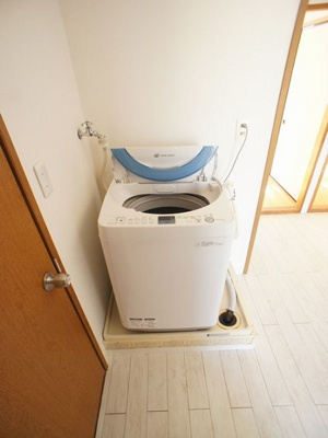 【設備】 | パールハイツ | 洗濯機がついています。