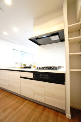 【キッチン】 | 【上質リノベ】フローレンス田方ウイングテラス | 室内（2025年3月21日14：00頃）撮影