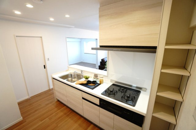 【キッチン】 | 【上質リノベ】フローレンス田方ウイングテラス | 室内（2025年3月21日14：00頃）撮影