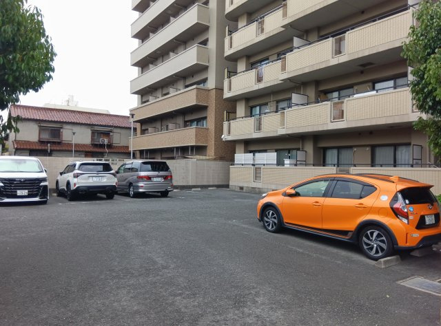 エクシオ長居公園の駐車場