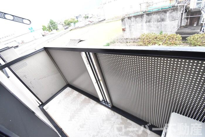 サンライズ２１ｔｈ B棟のバルコニー|バルコニー