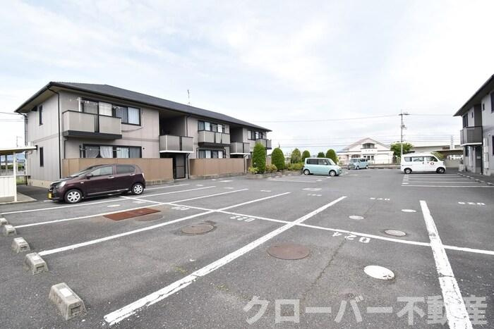 サンライズ２１ｔｈ B棟の駐車場|駐車場