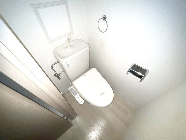 【トイレ】 | アヴェニール岡本