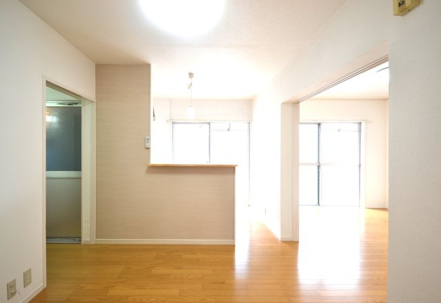 イータウン矢三Ⅱの居間・リビング