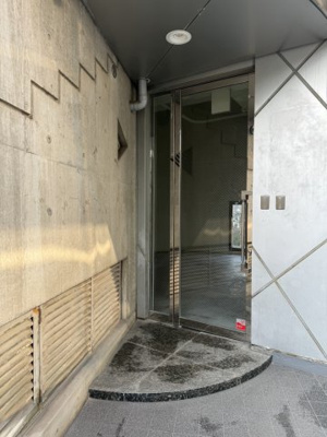 【玄関】 | デコールビル