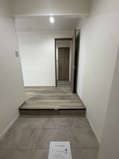 【居間・リビング】 | 板倉第一ビル | ゆったり過ごせるリビングです