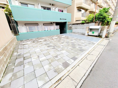 【駐車場】 | レオ伍拾番館