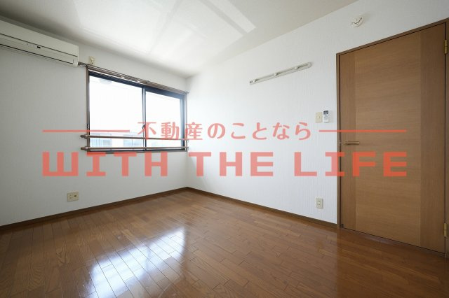 ハイカムール山本【10,000円キャッシュバック対象物件】の洋室|スタンダードな洋室です