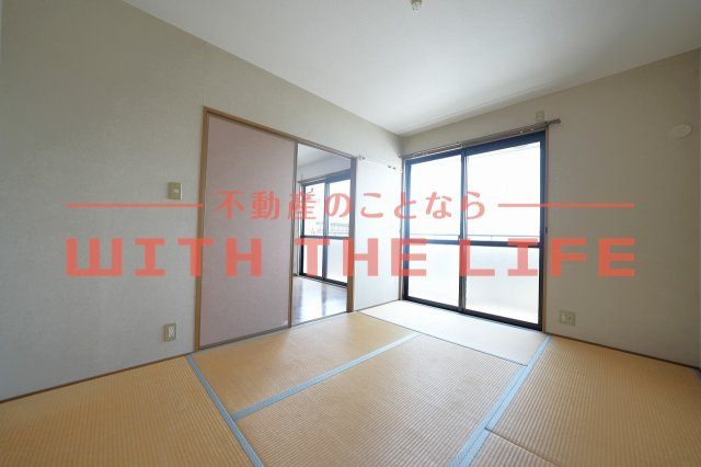 ハイカムール山本【10,000円キャッシュバック対象物件】の和室|和室があると、家にあたたかい雰囲気が生まれます