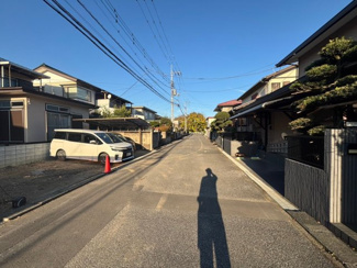 【前面道路含む現地写真】