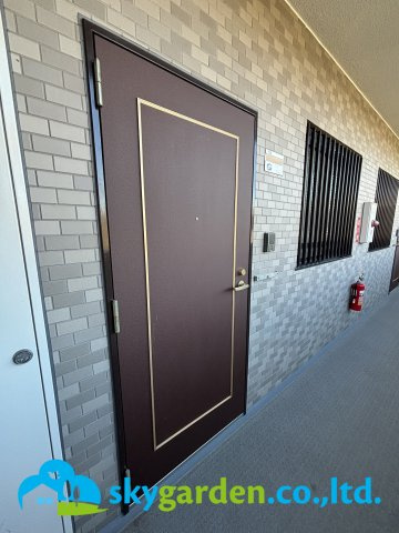 ライオンズマンション本厚木第２の玄関