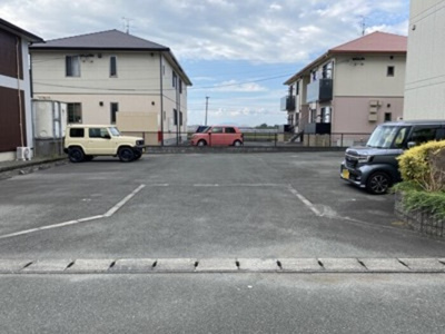 【駐車場】 | メゾンセレナ | 【メゾンセレナ】駐車場