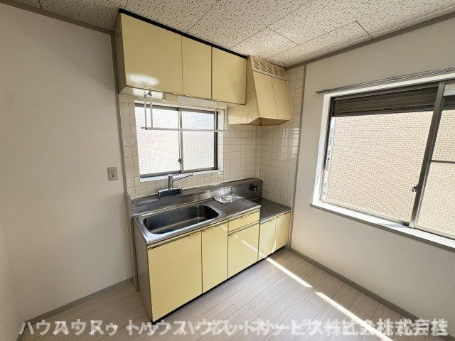 メゾンコムラ のキッチン