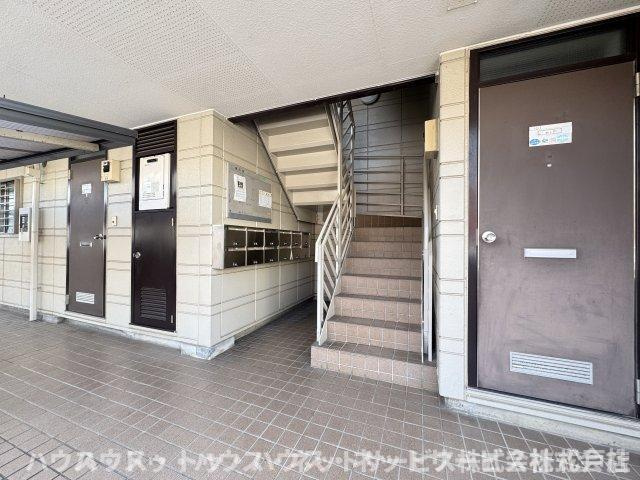 メゾンコムラ のロビー