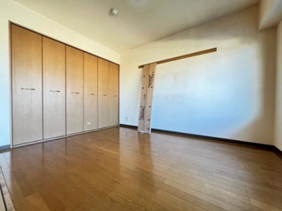 【寝室】 | ヴィルヌーブ