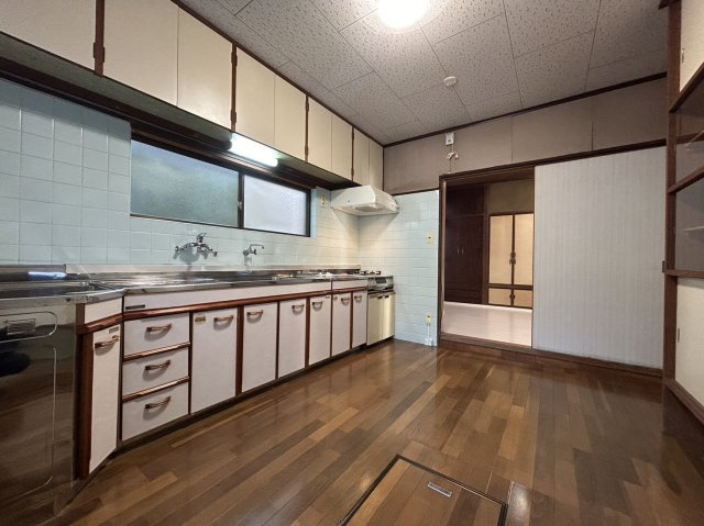 呉市東畑１丁目の一戸建てのキッチン