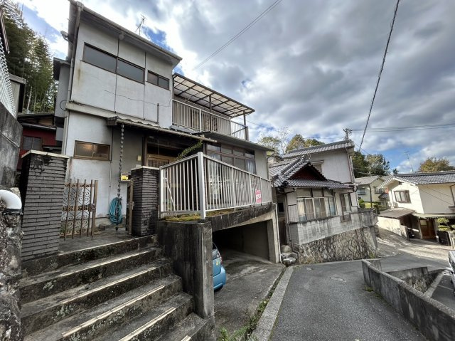 呉市東畑１丁目の一戸建て