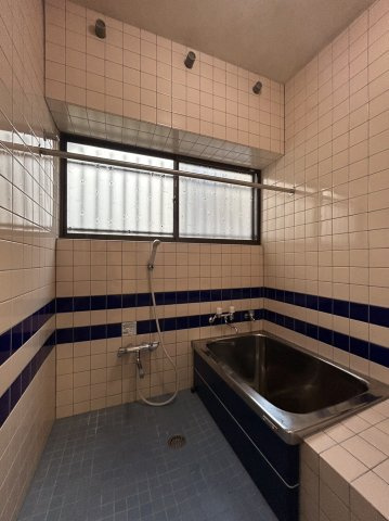 呉市東畑１丁目の一戸建ての浴室