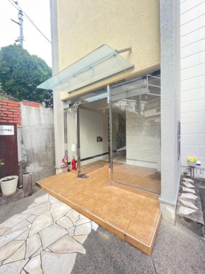 【エントランス】 | アヴェニール千里丘