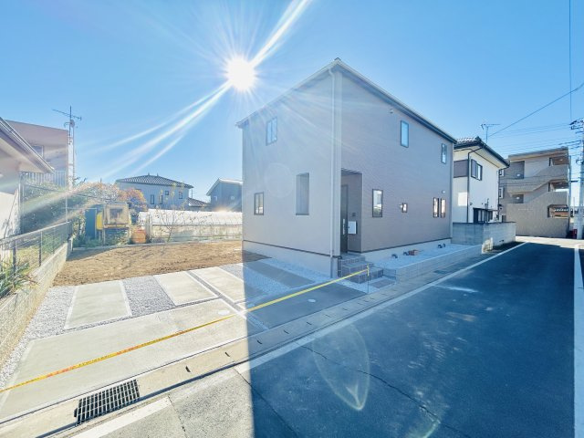 前橋市関根町の前面道路含む現地写真|駐車スペース2台確保！！