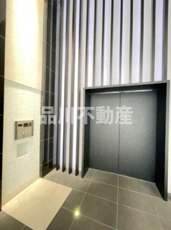 【エントランス】 | 落ち着いたエントランスです