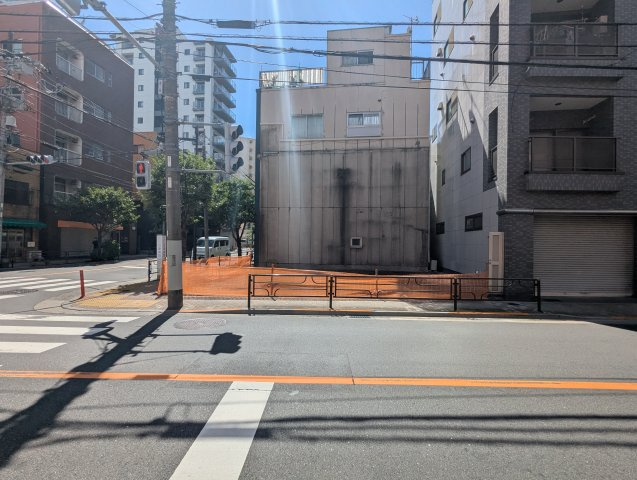 台東区千束３丁目の売地の前面道路含む現地写真