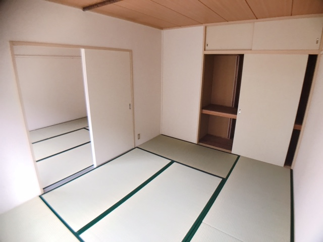 サンシティ朝宮B棟の寝室