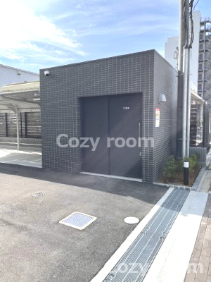 【その他共用部分】 | アドバンス江坂東デパール | 敷地内ゴミ置き場です。