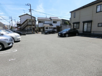 【駐車場】 | マリベールAZONO