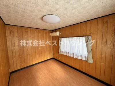 【洋室】 | 亀山戸建