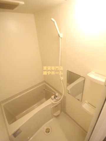 グランパシフィック長橋の浴室|日々の疲れを癒すお風呂付です